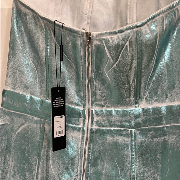 NWT Strapless Metallic Foil Jumpsuit XL - Picture 3 of 14
